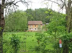 Woonhuis in Mozolín