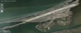 Satelietbeeld van de vliegbasis (2024)