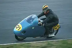 Rennmax "Blauwe Walvis" met druppelstroomlijn