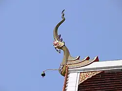 Chofah met een naga kop