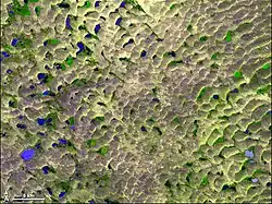 Satellietfoto van de Sandhills en de vele ondiepe meren