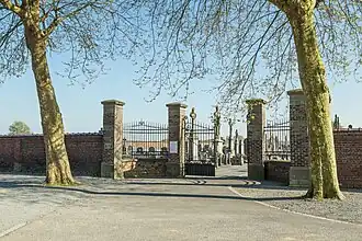 Toegang tot de begraafplaats