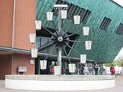 Fontein voor de ingang van NEMO, 2015