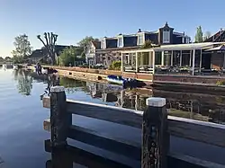 Delfstrahuizen aan de Pier Christiaansloot