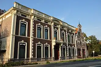 De façade van Museum Paulina Bisdom van Vliet