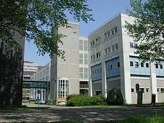 Het instituut in 2001