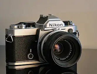 Nikon FM met objectief