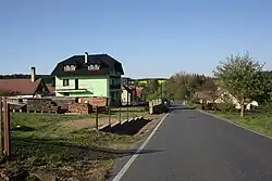 Huizen in het dorp (2011)