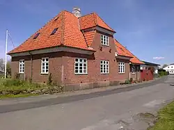 Nyker: Stationsvej 11 (OE)