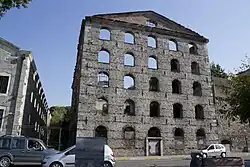 Een ander warenhuis in Paşalimanı