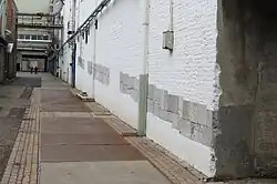 Markering hellingbaan bij affuitenloods