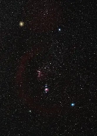 Tijdopname van Orion met meer details in gaswolken en nevels
