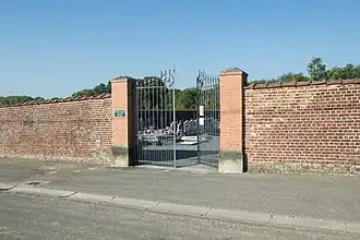 Toegang tot de begraafplaats