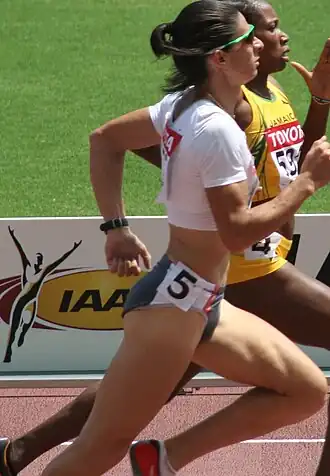 Ana Guevara (voorgrond) in gevecht met de Jamaicaanse Novlene Williams op de 400 m tijdens de WK van 2007 in Osaka.
