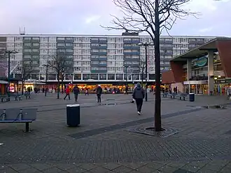 Het Osdorpplein gezien naar het noorden op een grauwe januaridag in 2015.