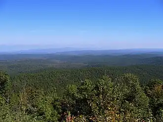 Een deel van de Ouachita Mountains in Oklahoma wordt beschermd door een gelijknamig National Forest