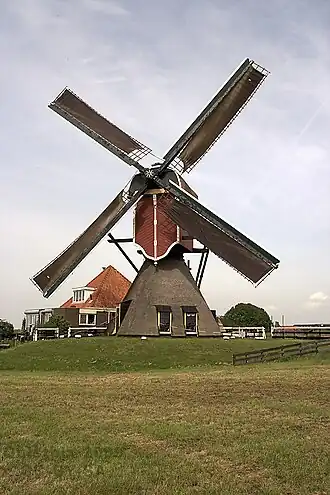 Rode Molen met 4 zeilen