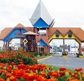 Entree van Canoinhas aan de hoofdweg Av. Rubens Ribeiro da Silva