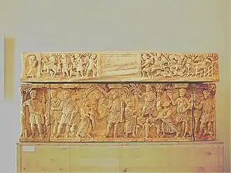 Romeinse sarcofaag in het museum van Lamtah.