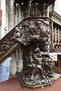 Preekstoel in de Sint-Walburgakerk (Veurne)
