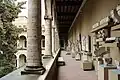 Palazzetto Venezia: loggia met lapidariumgedeelte van het museum