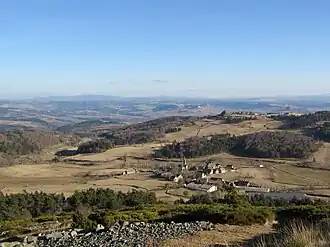 Gezicht op Saint-Laurent-de-Muret