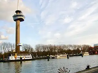 2007: Van links af de Zwarte Zwaan, de Pannenkoekenboot II en de Berenboot