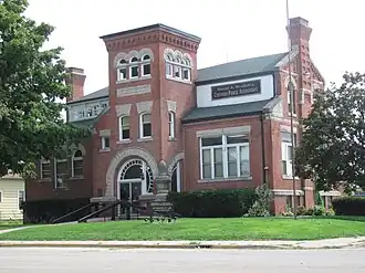 Parlin Library in Canton