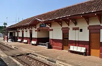 Station Pasirbungur (2010).