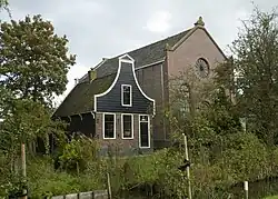 Kosterswoning met klokgevel