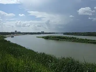 Meander van de Irtysj bij de stad Pavlodar