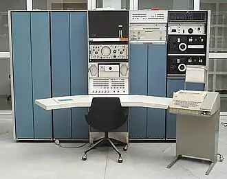 De PDP-7 in Oslo, voor de restauratie