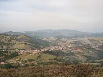 Uitzicht op Pedra Bela gezien vanaf de berg Pedra do Santuário