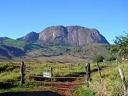 De berg Serra do Pedrão
