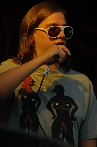 De leadzanger van Le Le: Pepijn Lanen