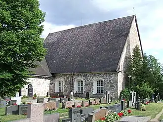De middeleeuwse kerk van Pertteli