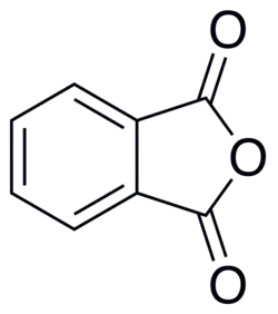 Structuurformule van ftaalzuuranhydride