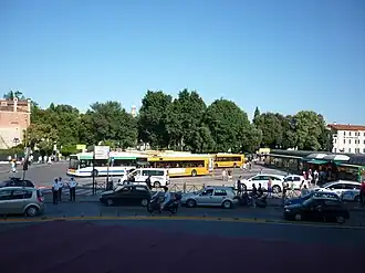 Bussen op het Piazzale Roma