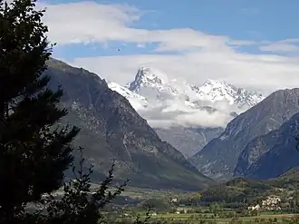 Gezicht op de Olan vanuit Le Glaizil