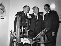 Opening van het museum in 1958 aan de Vliet in Leiden