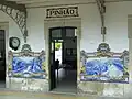 Station Pinhão: uitgang naar het perron