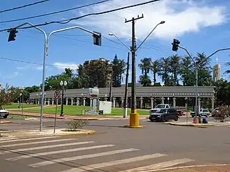 Het plein praça Ângelo Darolt in Medianeira