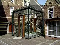 Paviljoen voor 'Bèr' (NHM Maastricht)