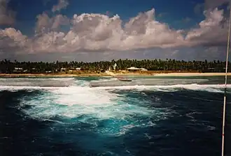 Zicht op de hoofdplaats Te One Mahina