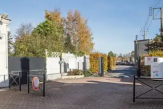 De Toegang tot de begraafplaats