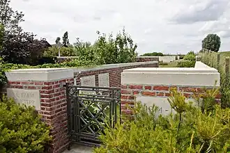 Toegang tot de begraafplaats