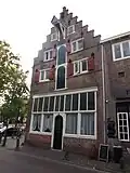 Pakhuis De Klok, Lieve Vrouwestraat 22 (rijksmonument)