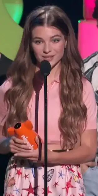 Revord tijdens de Kids' Choice Awards in 2024