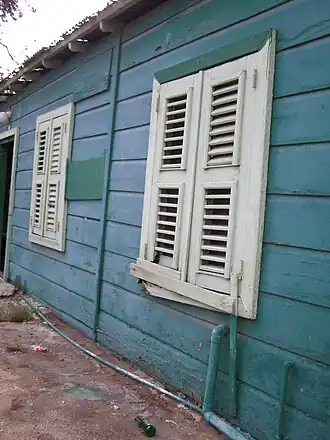 Houten huis te Rancho