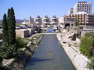 De rivier de Raška in Novi Pazar